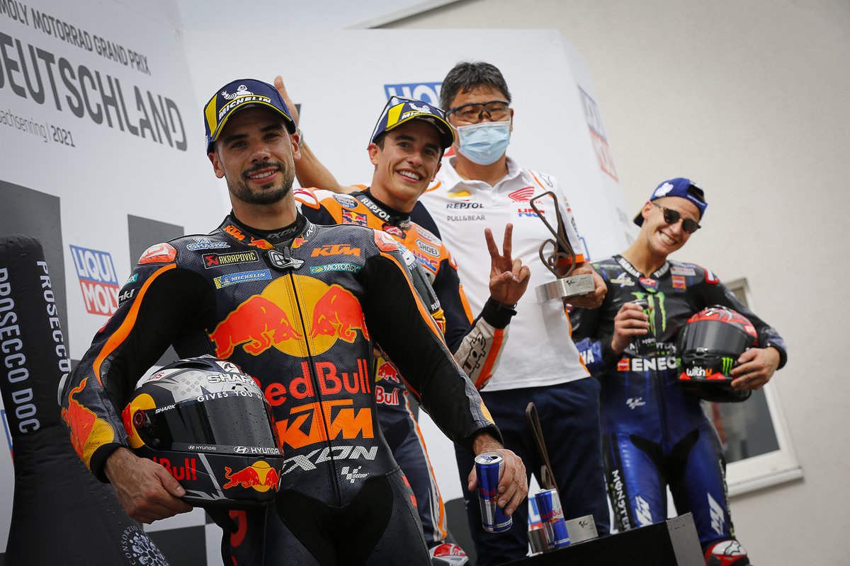 Podio: il vincitore della gara Marc Marquez, Repsol Honda Team, secondo classificato Miguel Oliveira, Red Bull KTM Factory Racing, terzo classificato Fabio Quartararo, Yamaha Factory Racing