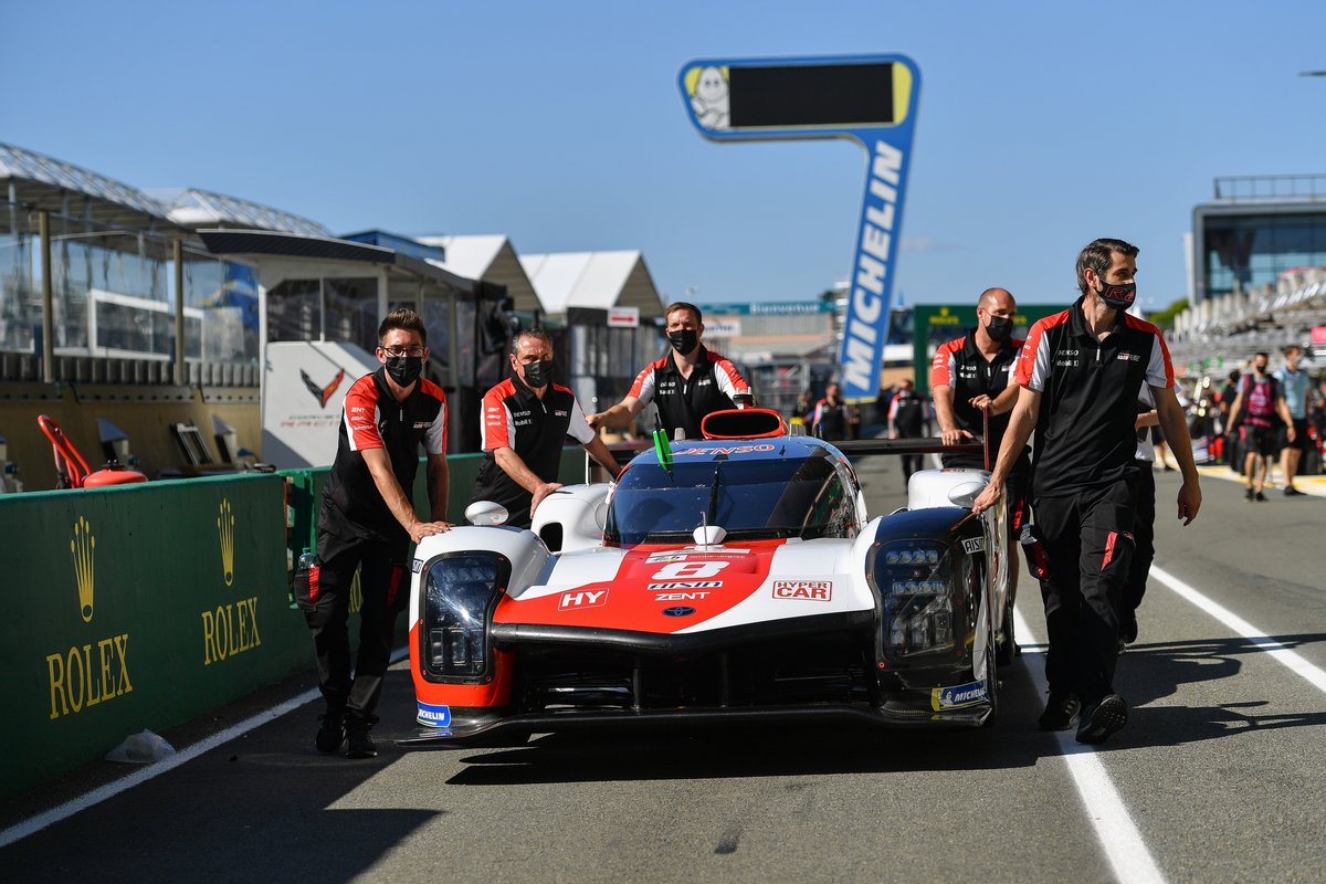 #8 Toyota Gazoo Racing Toyota GR010 - Hybrid Hypercar, Sebastien Buemi, Kazuki Nakajima, Brendon Hartley
