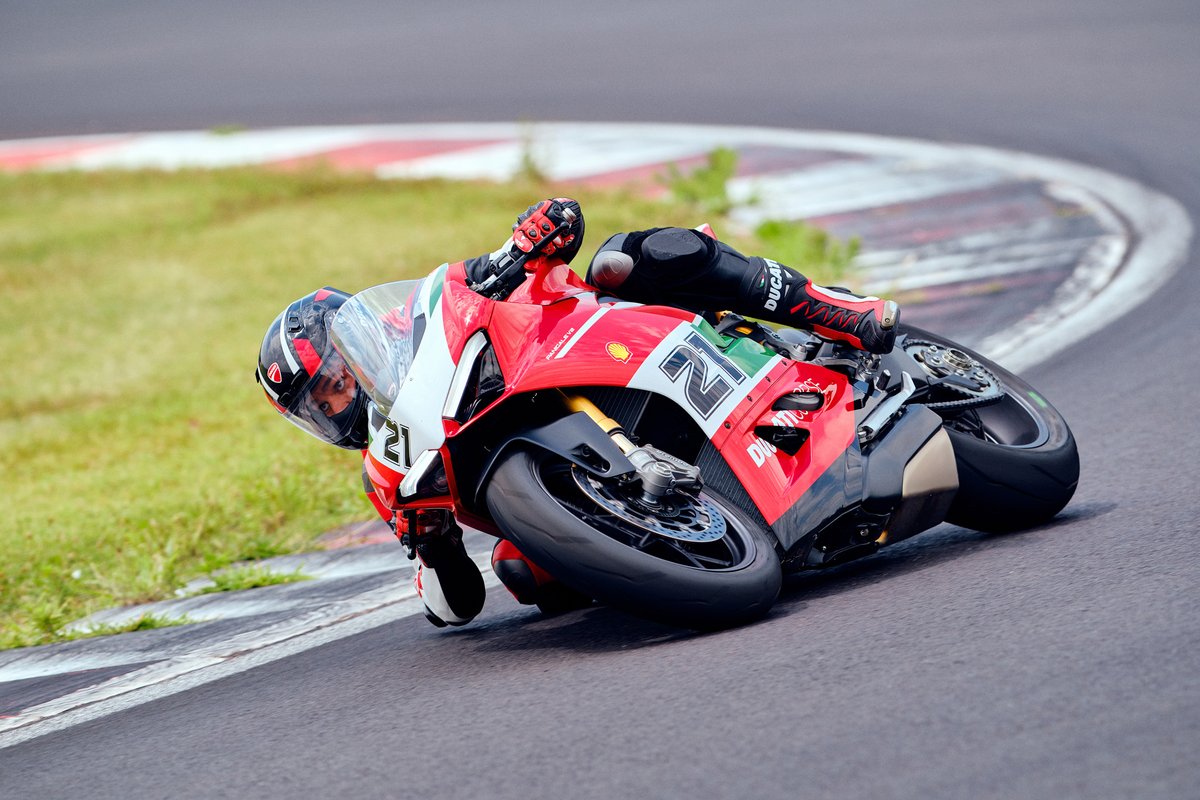 Ducati Panigale V2 Bayliss