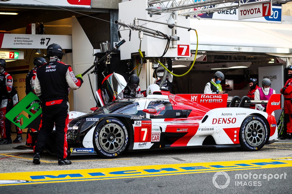 #7 Toyota Gazoo Racing Toyota GR010 - Hybrid Hypercar de Mike Conway, Kamui Kobayashi, Jose Maria Lopez