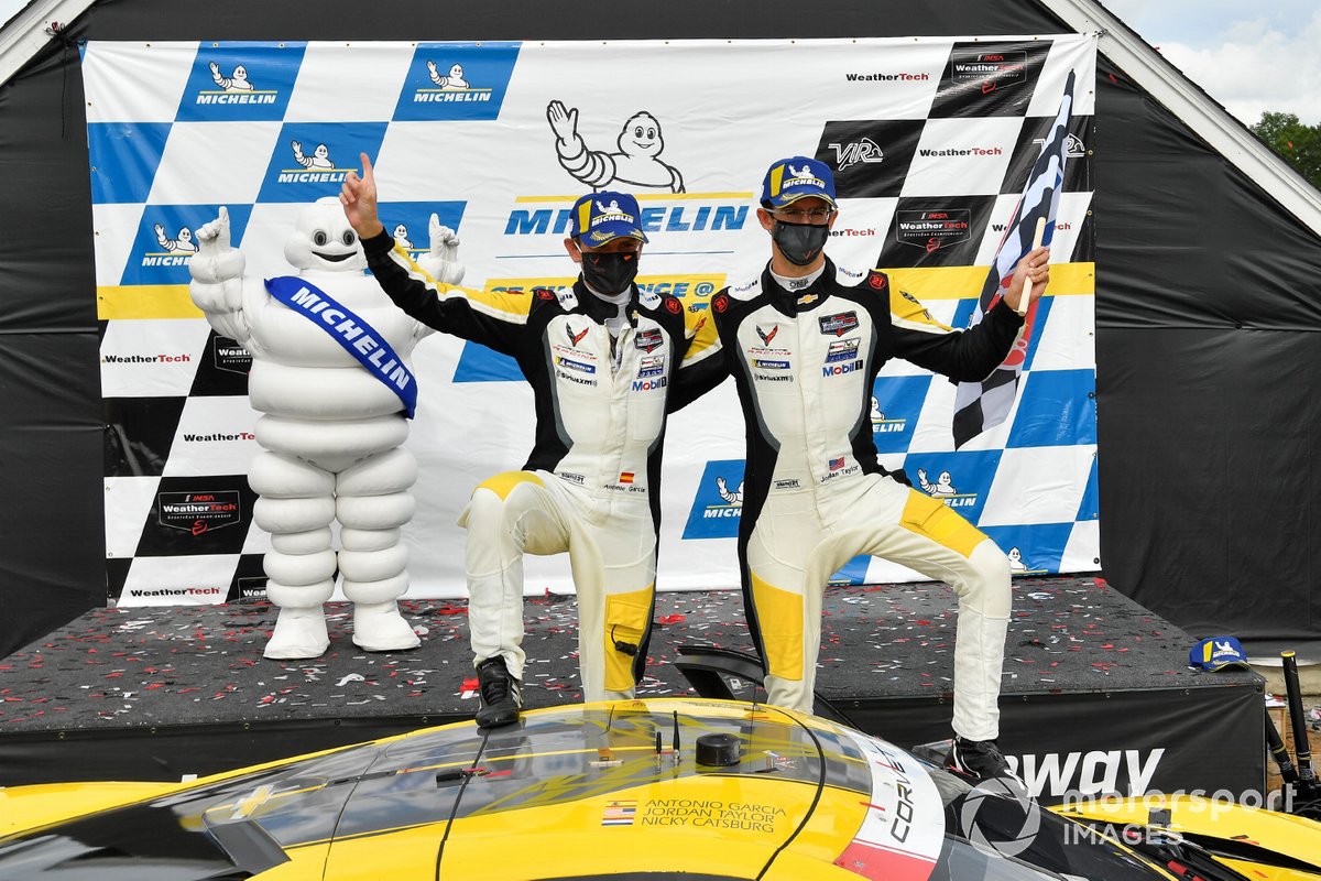 Il vincitore #3 Corvette Racing Corvette C8.R, GTLM: Antonio Garcia, Jordan Taylor