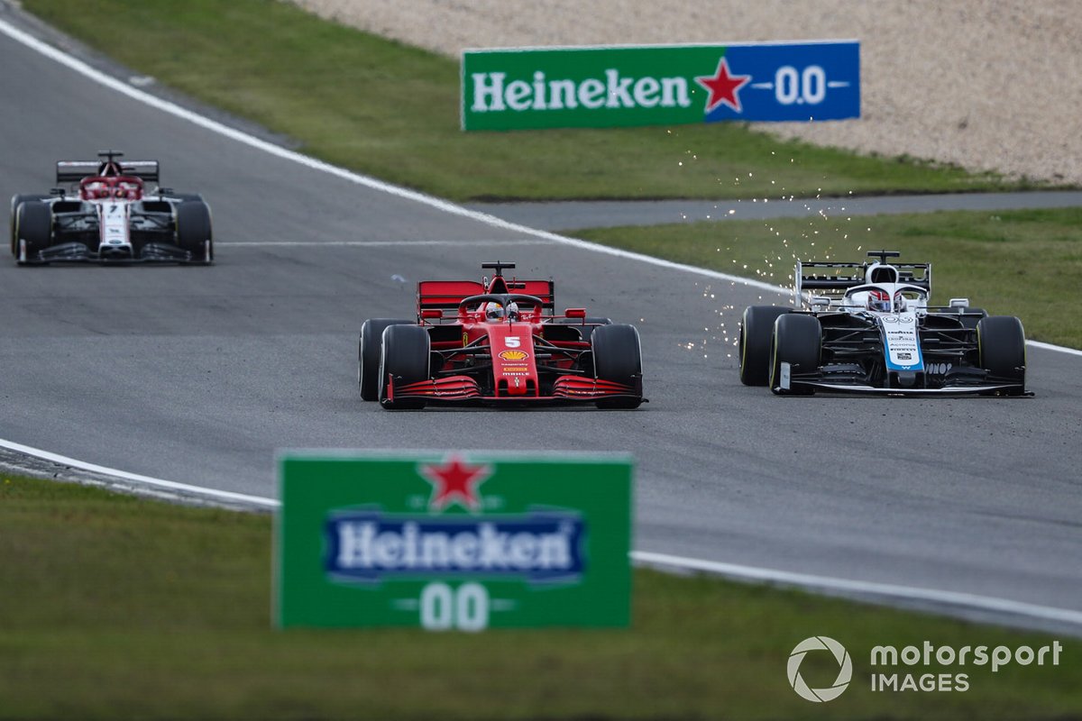 Sebastian Vettel, Ferrari SF1000, in battaglia con George Russell, Williams FW43