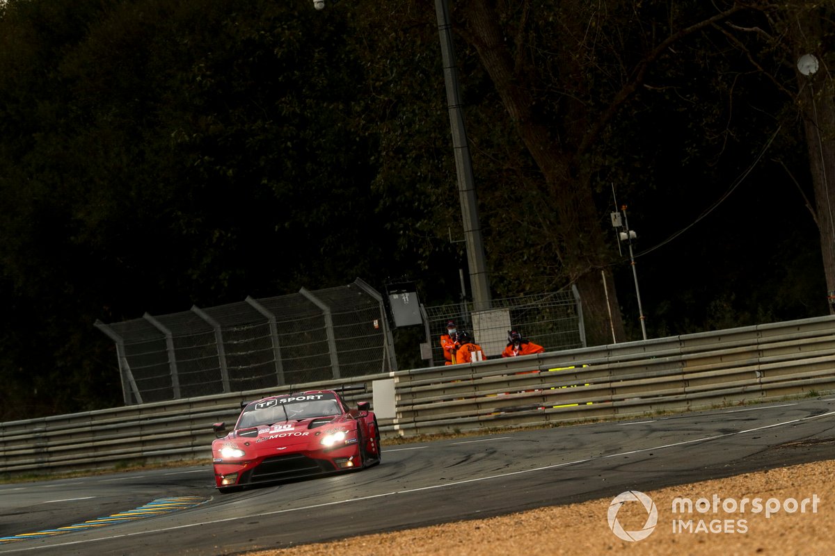 #90 TF Sport Aston Martin Vantage AMR: Salih Yoluc, Charles Eastwood, Jonathan Adam