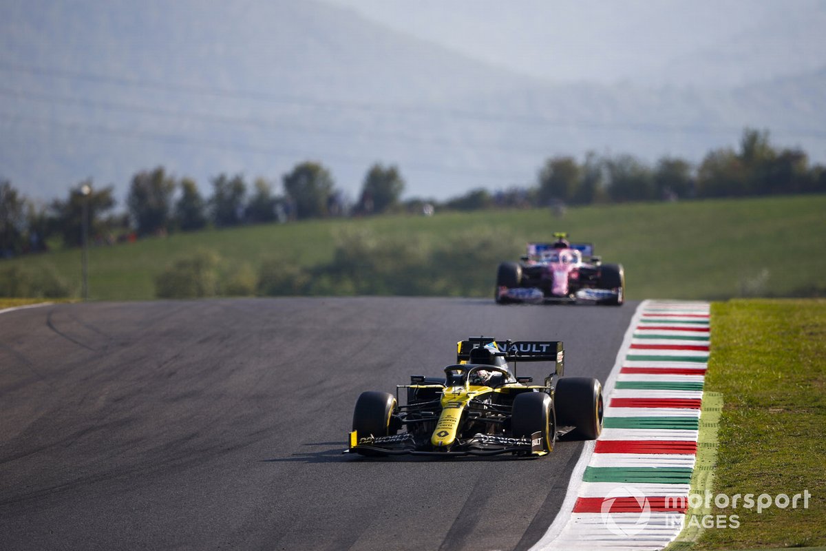 Daniel Ricciardo, Renault F1 Team R.S.20, Lance Stroll, Racing Point RP20