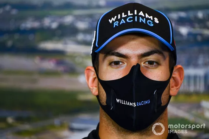 Nicholas Latifi, Williams Racing, en la conferencia de prensa