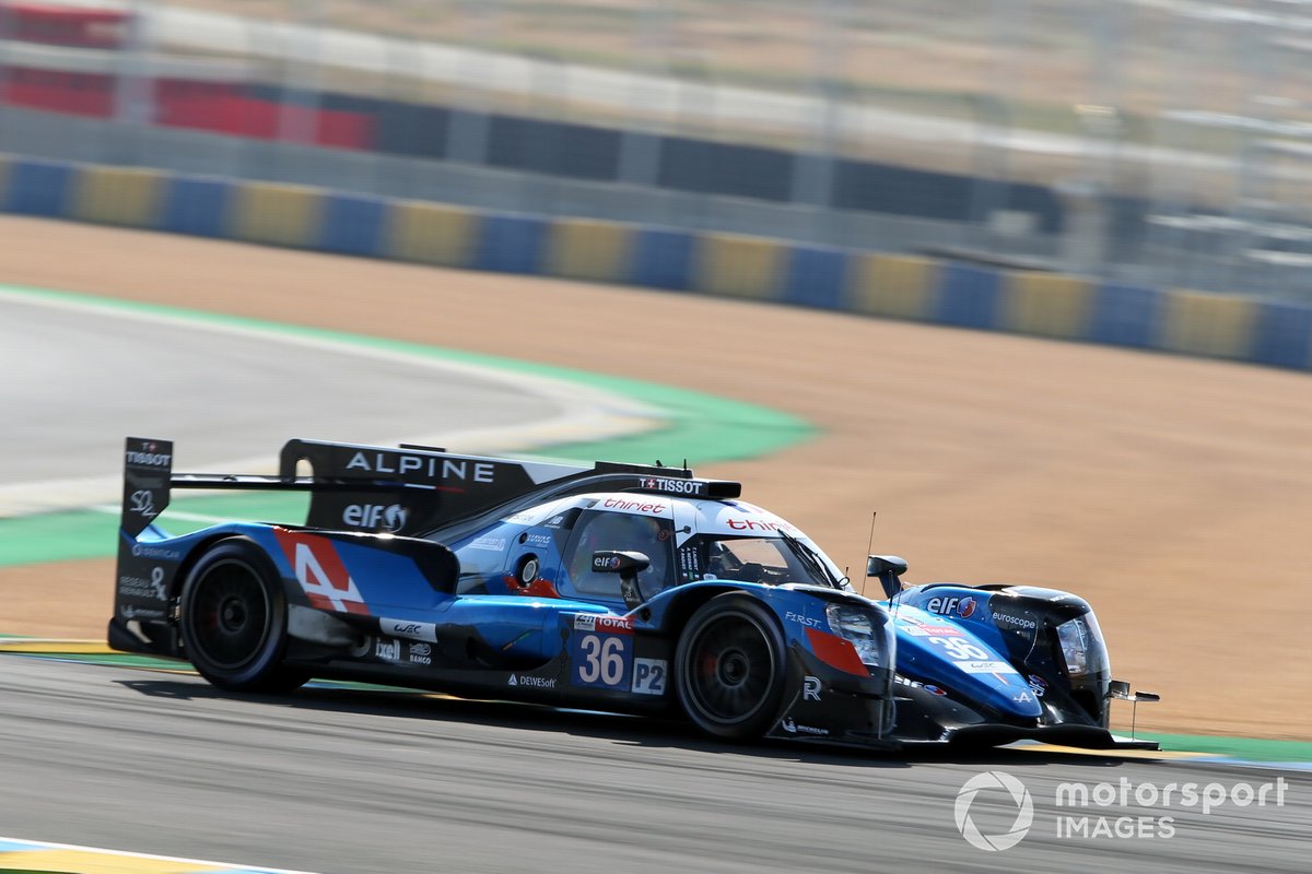 #36 Signatech Alpine Elf Alpine A470 - Gibson: Thomas Laurent, Andre Negrao, Pierre Ragues