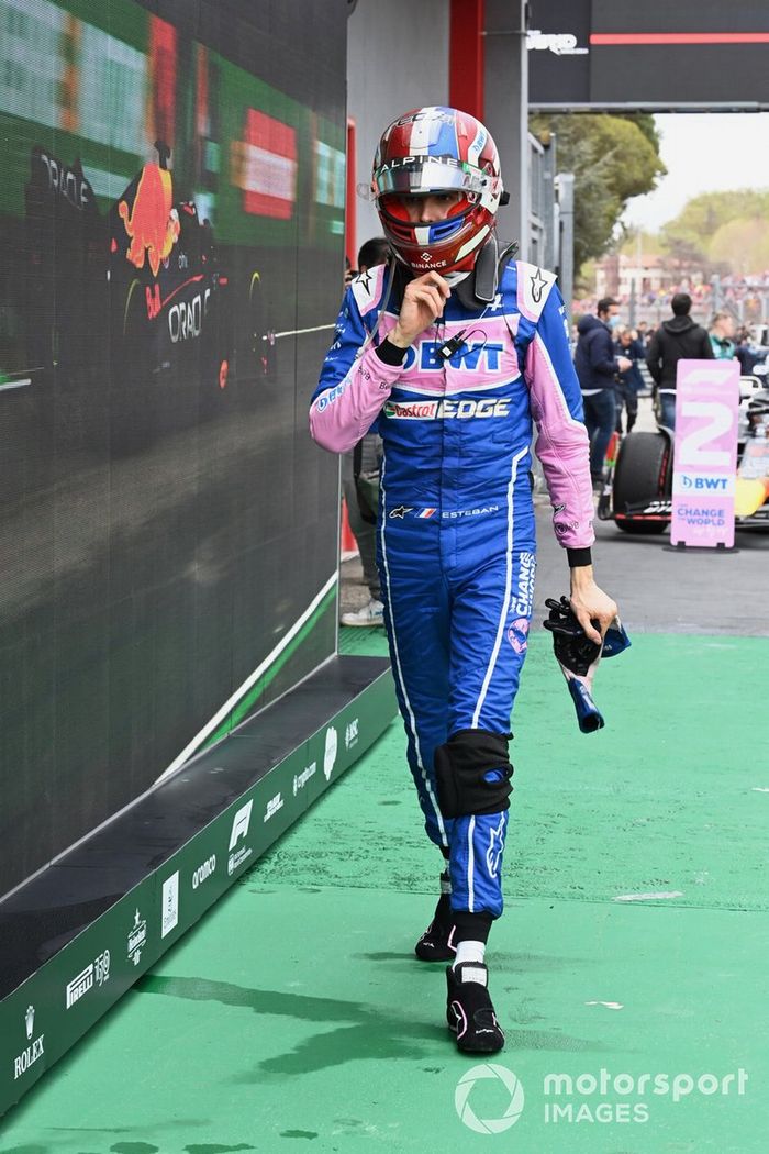 Esteban Ocon, del equipo Alpine F1, en el Parc Ferme