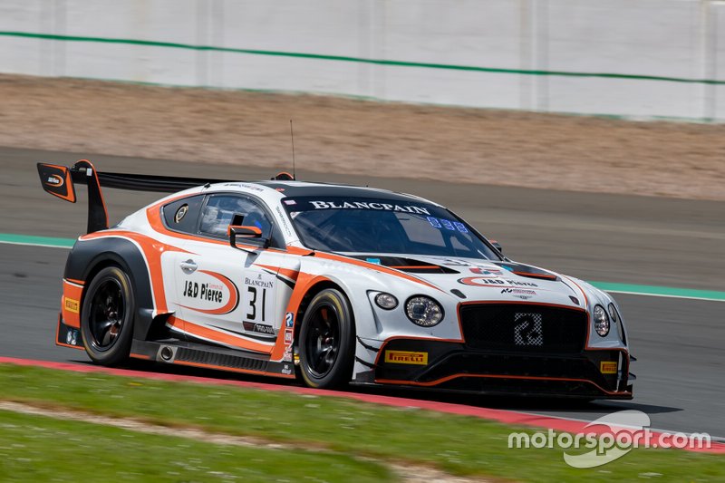 #31 Team Parker Racing Bentley Continental GT3: Derek Pierce, Rob Smith, Seb Morris