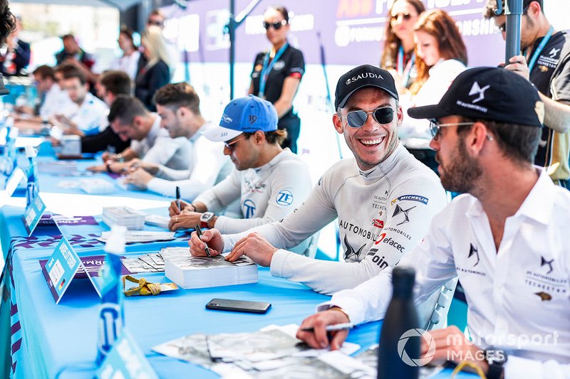 Andre Lotterer, DS TECHEETAH, Jean-Eric Vergne, DS TECHEETAH at the autograph session