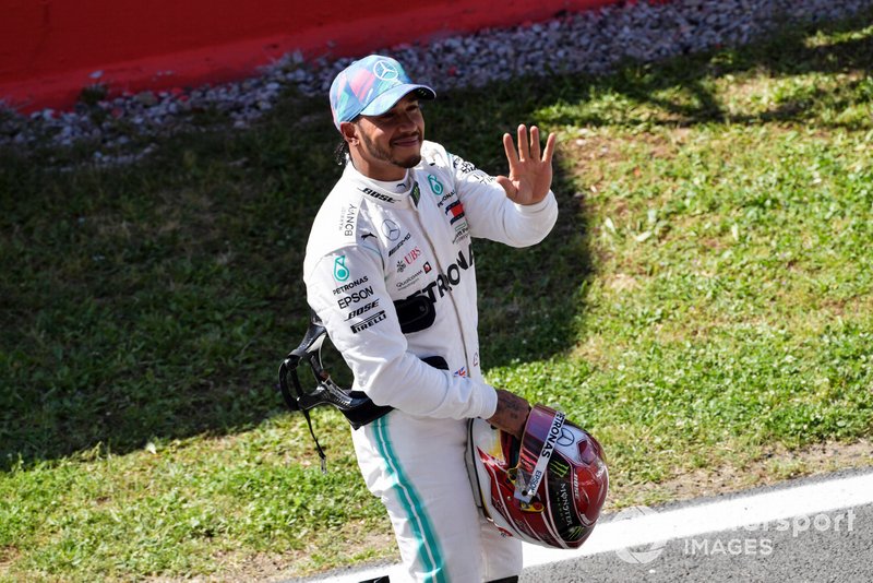 Lewis Hamilton, Mercedes AMG F1, waves to the fans after Qualifying