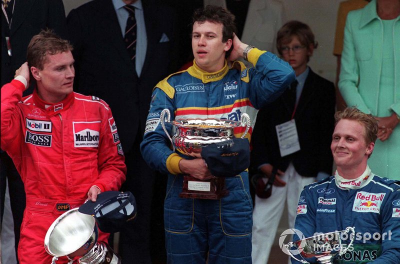 Podium: 1. Olivier Panis, 2. David Coulthard, 3. Johnny Herbert