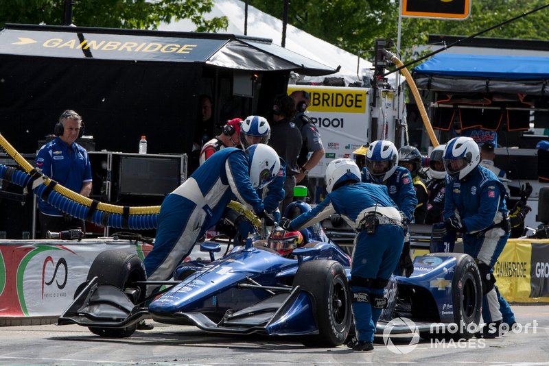 Patricio <b>OWard</b>, Carlin Chevrolet el combustible se llena antes de ...
