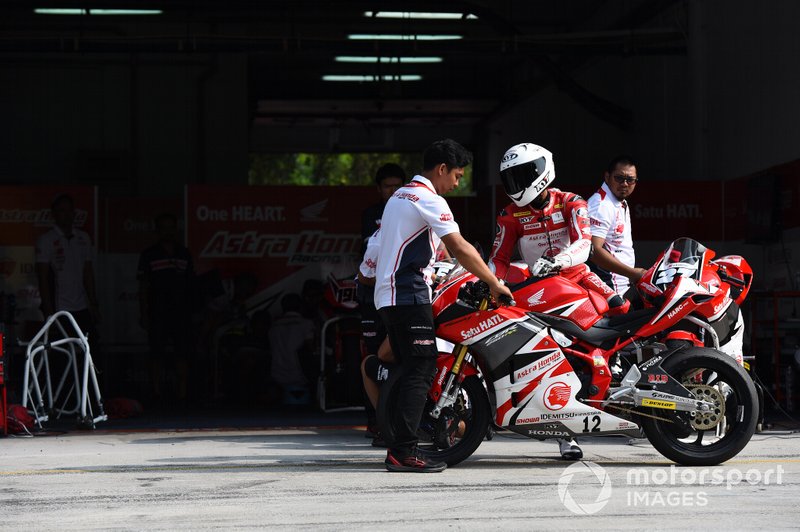 Lucky Hendriansya, Astra Honda Racing Team
