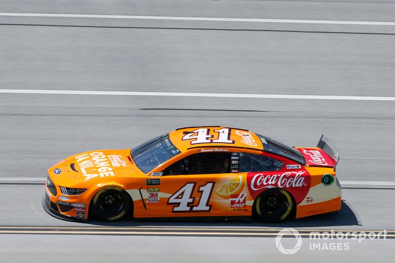 Daniel Suarez, Stewart-Haas Racing, Ford Mustang Coca-Cola Orange Vanilla