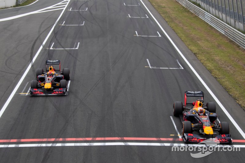 Max Verstappen, Pierre Gasly, Red Bull Racing RB7