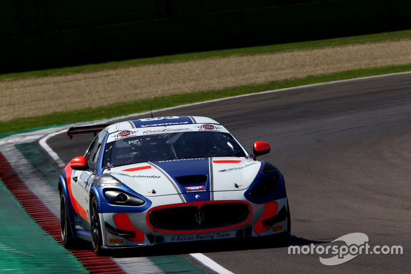 #210 Maserati Gran Turismo MC GT4, V-Action Racing Team: Cerqui-Rodrigues
