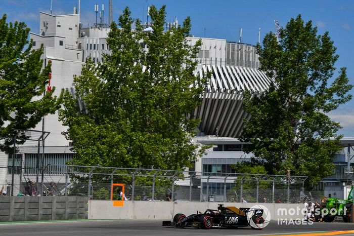 Romain Grosjean, Haas F1 Team VF-19