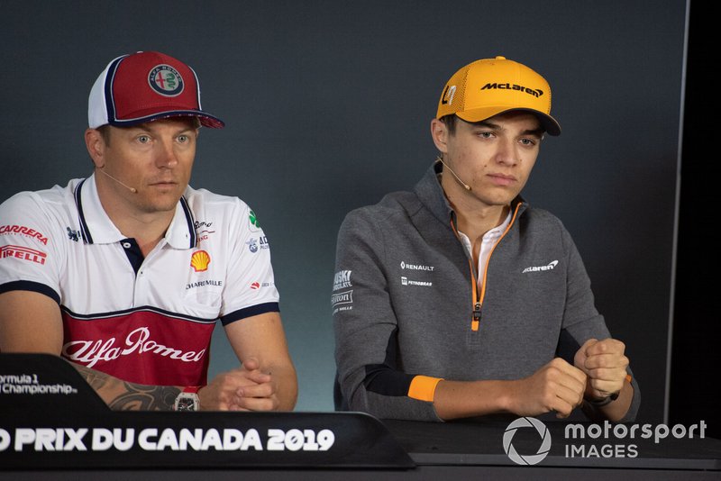 Kimi Raikkonen, Alfa Romeo Racing, and Lando Norris, McLaren 