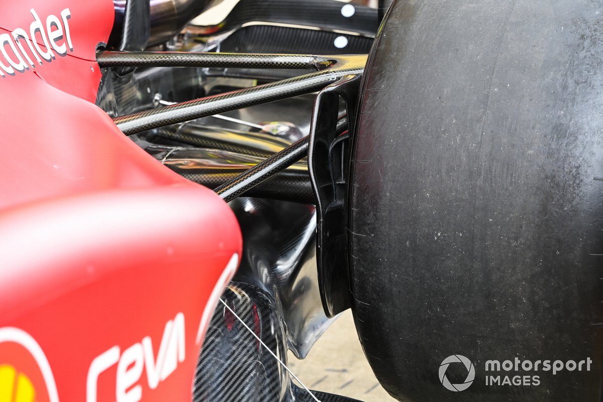 Ferrari F1-75: Hinterrad-Aufhängung