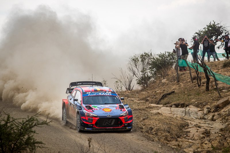 Thierry Neuville, Nicolas Gilsoul, Hyundai Motorsport Hyundai i20 Coupe WRC