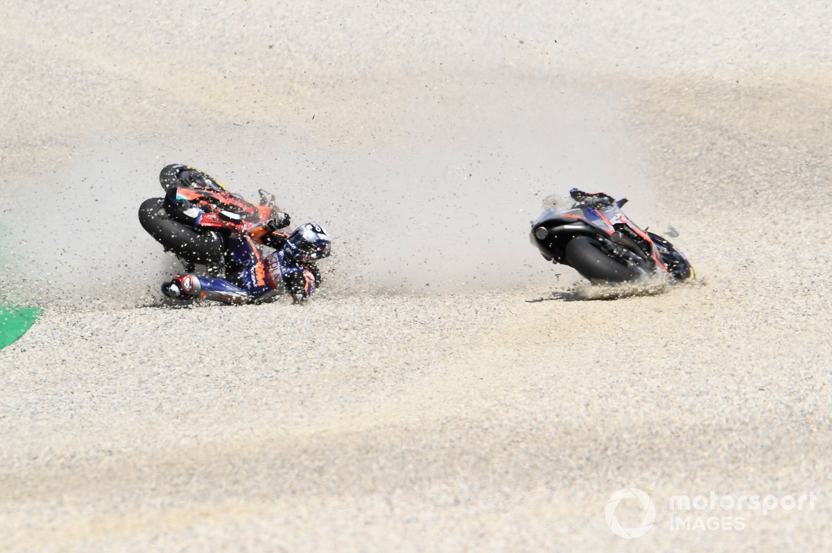 Accidente de Miguel Oliveira, Red Bull KTM Tech 3, Pol Espargaró, Red Bull KTM Factory Racing