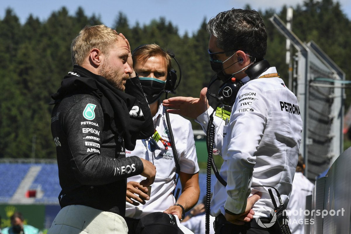 Valtteri Bottas, Mercedes-AMG Petronas F1 on the grid