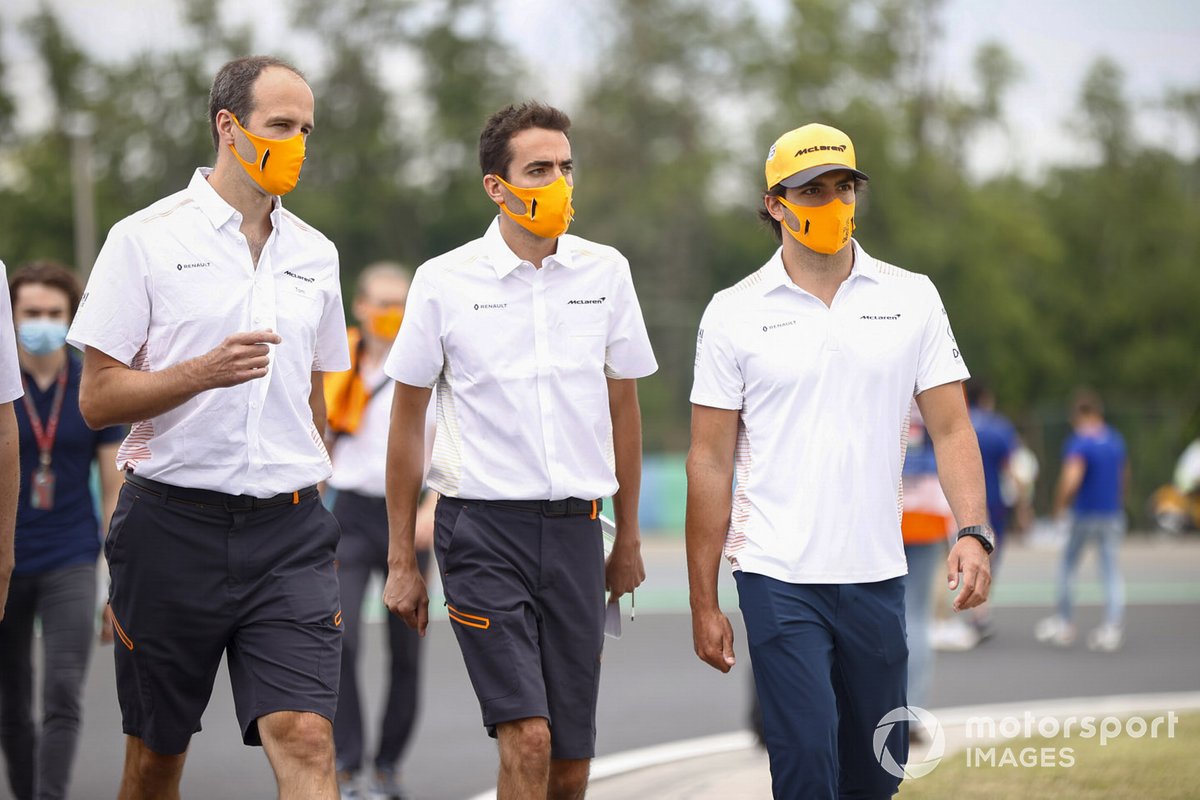 Carlos Sainz Jr., McLaren