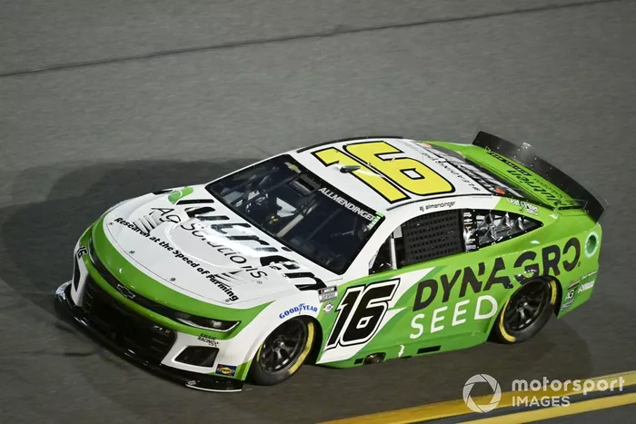 #16: A.J. Allmendinger (Kaulig-Chevrolet)