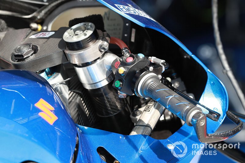 Gros plan sur la Suzuki