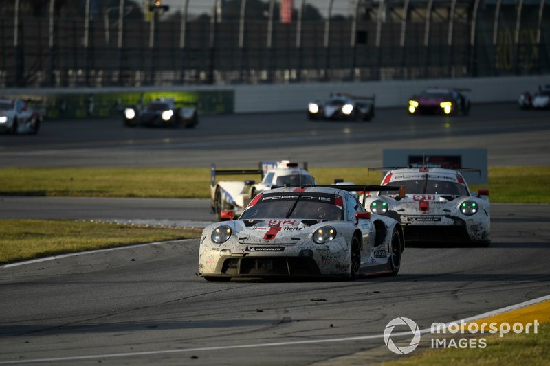 #912 Porsche GT Team Porsche 911 RSR - 19, GTLM: Laurens Vanthoor, Earl Bamber, Mathieu Jaminet, #911 Porsche GT Team Porsche 911 RSR - 19, GTLM: Matt Campbell, Nick Tandy, Frederic Makowiecki