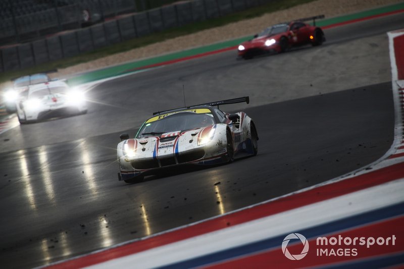 #70 MR Racing Ferrari 488 GTE: Motoaki Ishikawa, Olivier Beretta, Kei Cozzolino 