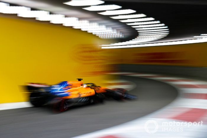 Carlos Sainz Jr., McLaren MCL34 