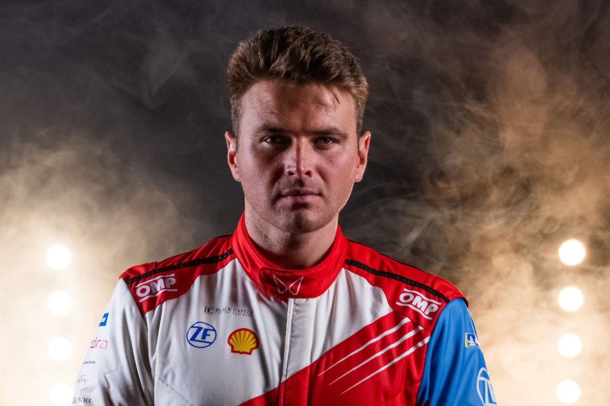 Rowland Oliver, Mahindra