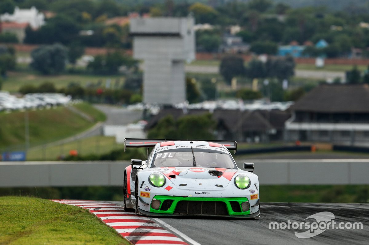 #12 GPX Racing Porsche 911 GT3 R: Matt Campbell, Patrick Pilet, Mathieu Jaminet