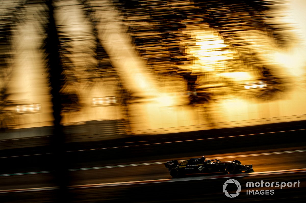 Guanyu Zhou, Renault F1 Team R.S.20