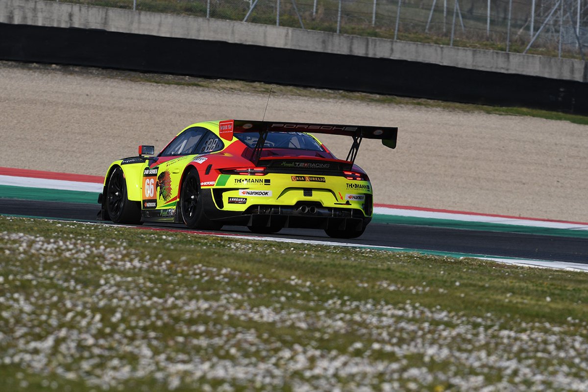 #66 Haegeli by T2 Racing: Pieder Decurtins, Manuel Lauck, Marc Basseng, Porsche 911 GT3 R