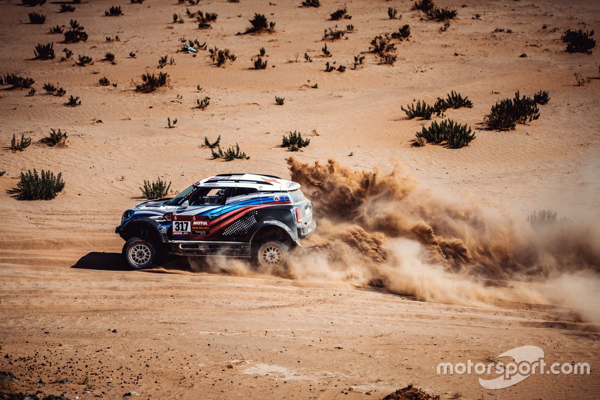 #317 X-Raid Mini JCW Rally Team Bmw: Vladimir Vasilyev, Dmitro Tsyro