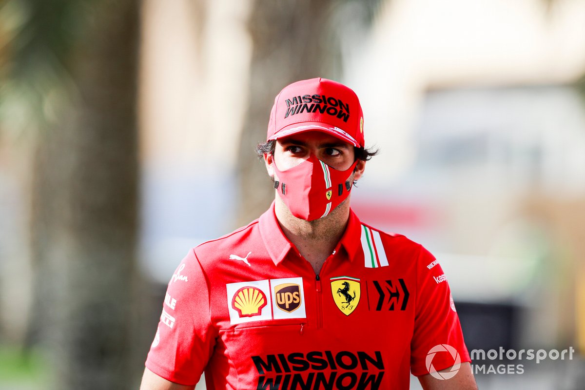 Carlos Sainz Jr., Ferrari