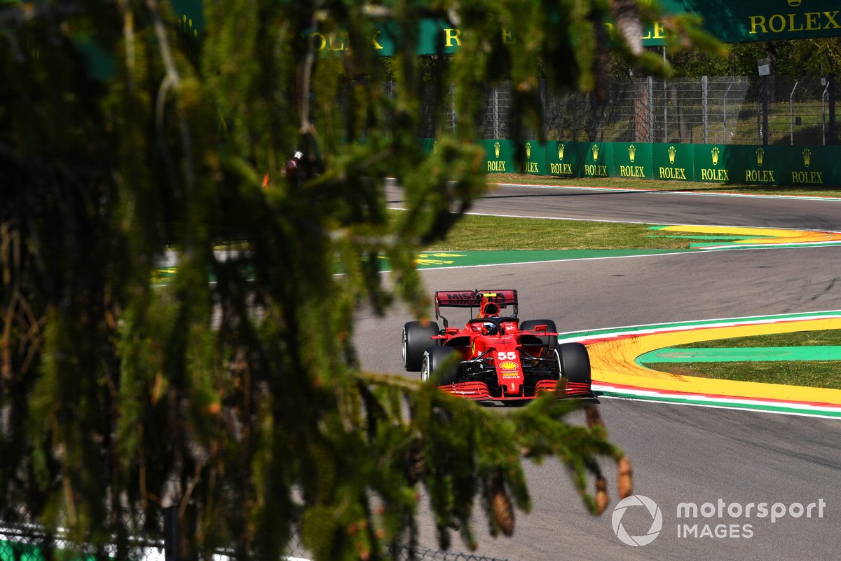 Carlos Sainz Jr., Ferrari SF21