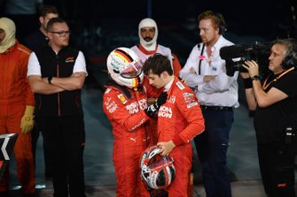 Sebastian Vettel, Ferrari ve 3. sıra Charles Leclerc, Ferrari