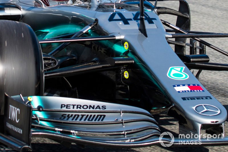 Detalle del alerón delantero de Lewis Hamilton, Mercedes AMG F1 W10