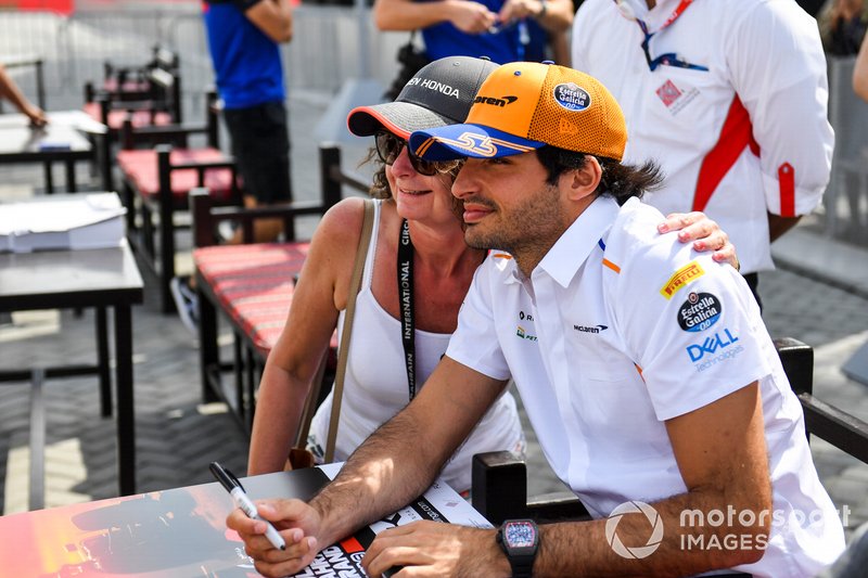 Carlos Sainz Jr., McLaren