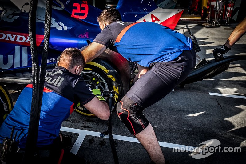 Toro Rosso takım elemanları