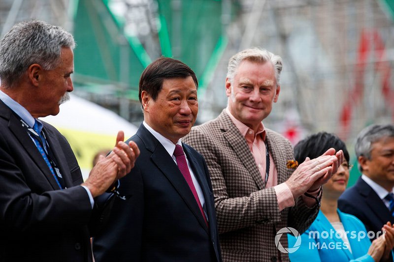 Sean Bratches, Managing Director of Commercial Operations, Formula One Group with dignitaries