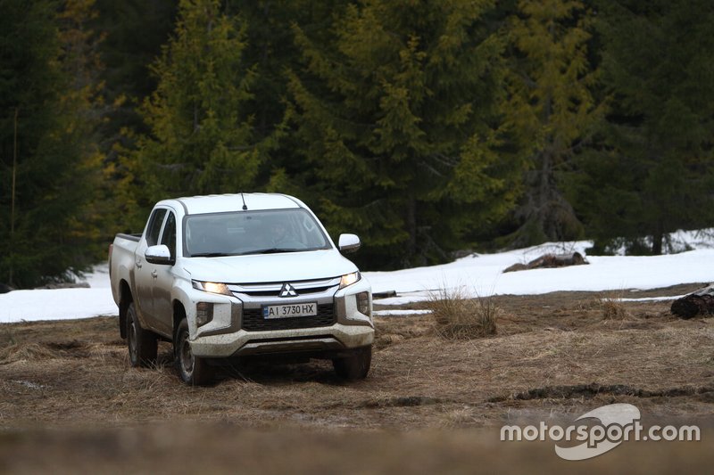 Mitsubishi L200