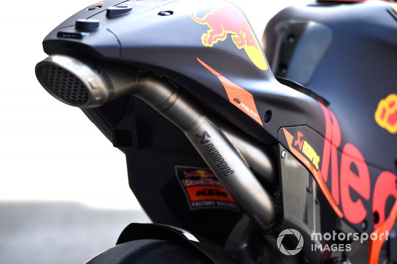 Auspuff: KTM RC16