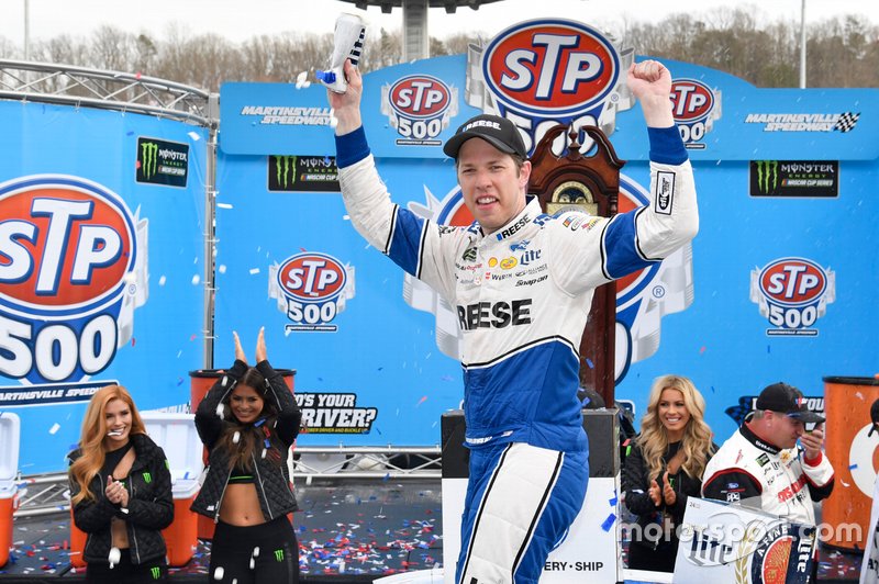 Ganador, Brad Keselowski, Team Penske, Ford Mustang Reese/DrawTite