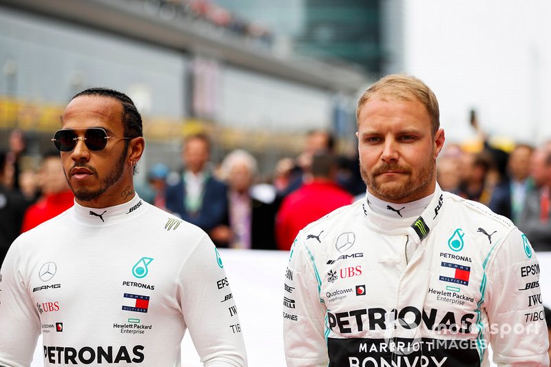 Cerimônia: Lewis Hamilton e Valtteri Bottas buscavam novo resultado positivo para a Mercedes