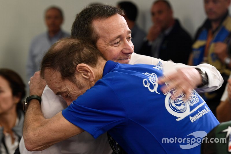 La leyenda del MotoGP Freddie Spencer con el padre de Hayden, Earl