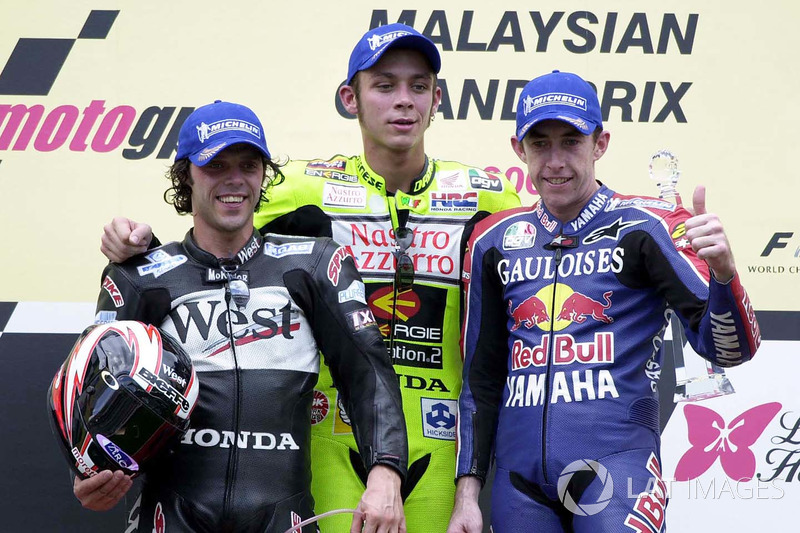 Podio: 1º Valentino Rossi, 2º Loris Capirossi 3º Garry McCoy